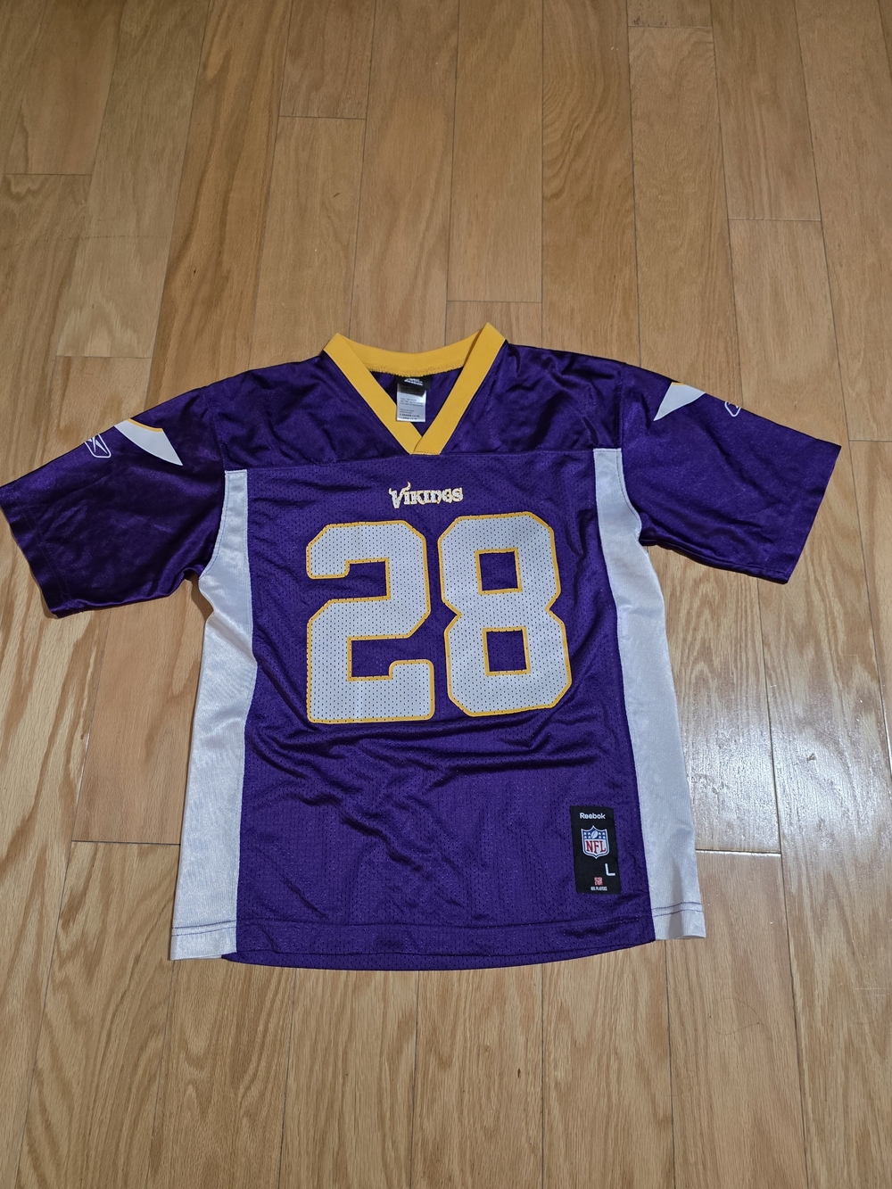 Reebok Minnesota Vikings Purple & White #28 Jersey with Gold Trim Youth L(14-16)
